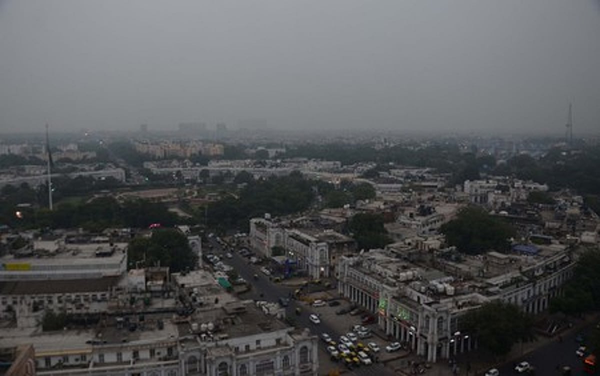 தில்லியில் வெப்பநிலை 9.4 டிகிரியாக குறைந்தது! காற்றின் தரத்தில் பின்னடைவு