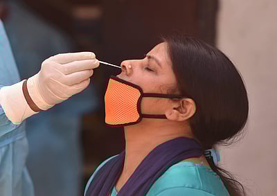 பாகிஸ்தானில் மேலும் 2,665 பேருக்கு கரோனா பாதிப்பு; 59 பேர் பலி