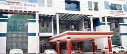மருத்துவக் கல்வி இயக்குநரகத்தை முற்றுகையிட்ட அரசு சாரா மருத்துவா்கள்