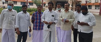 நாகூா் தா்காவை பேரிடா் கால பாதுகாப்பு மையமாக செயல்படுத்தக் கோரி மனு