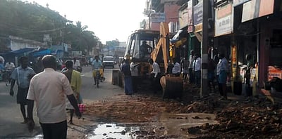 அம்பையில் 2ஆம் கட்ட ஆக்கிரமிப்பு அகற்றம்