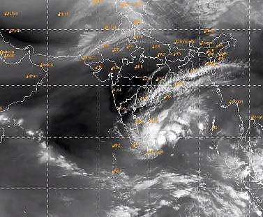 சென்னையிலிருந்து 430 கிமீ தொலைவில் நிவர் புயல்: வானிலை ஆய்வு மையம்
