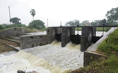 செம்பரம்பாக்கம் ஏரி திறப்பு: 21 இடங்களுக்கு வெள்ள அபாய எச்சரிக்கை