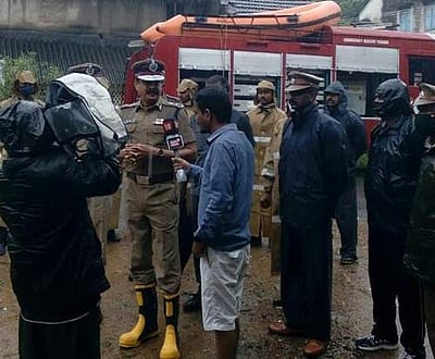 நிவர் புயல்- மரக்காணத்தில் தீயணைப்பு மீட்புப் பணிகள் துறை இயக்குநர் ஜாபர் சேட் நேரில் ஆய்வு