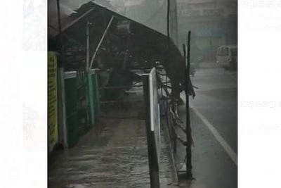 சென்னை அண்ணா சாலை தர்கா மேற்கூரை சரிந்தது