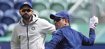 தோனி போன்ற ஒரு வீரர் கோலிக்குத் தேவை: மைக்கேல் ஹோல்டிங்