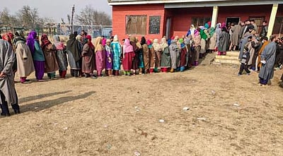 ஜம்மு-காஷ்மீா் மாவட்ட வளா்ச்சி கவுன்சில் தோ்தல் நிலவரம்