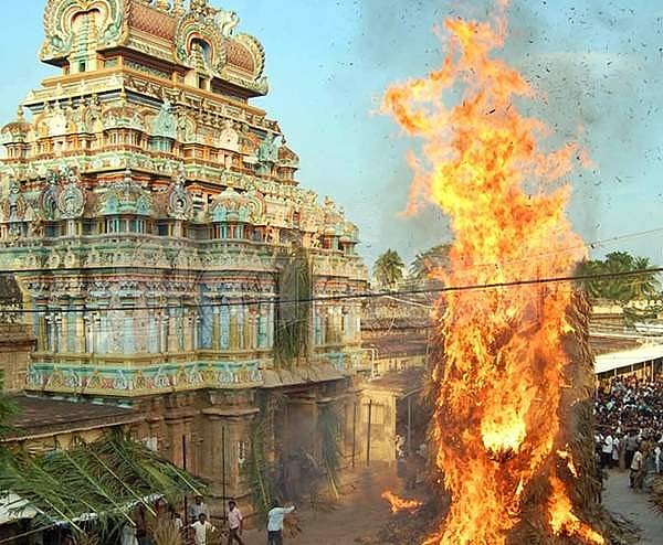 திருக்கார்த்திகையில் சொக்கப்பனை எரிப்பதன் தத்துவம்