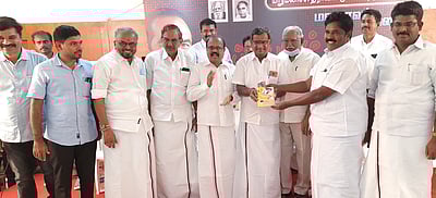 கரூரில் மதிமுக மாணவரணி முப்பெரும் விழா