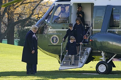 வெள்ளை மாளிகை திரும்பினார் டிரம்ப்