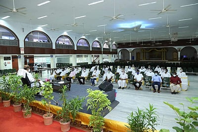 எவ்வளவு சீக்கிரம் முடியுமோ அவ்வளவு சீக்கிரம் தெரிவிக்கிறேன்: ரஜினி