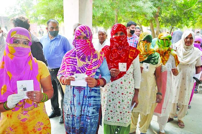 10 மாநிலங்களில் 54 பேரவை தொகுதிகளில் இடைத்தோ்தல்