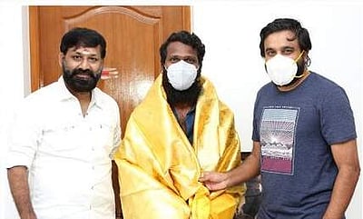 வெற்றிமாறன் கதை, திரைக்கதையில் நடிக்கும் சசிகுமார்