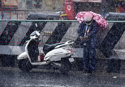 அடுத்த 2 மணிநேரம் சென்னை, புறநகரில் மழைக்கு வாய்ப்பு!