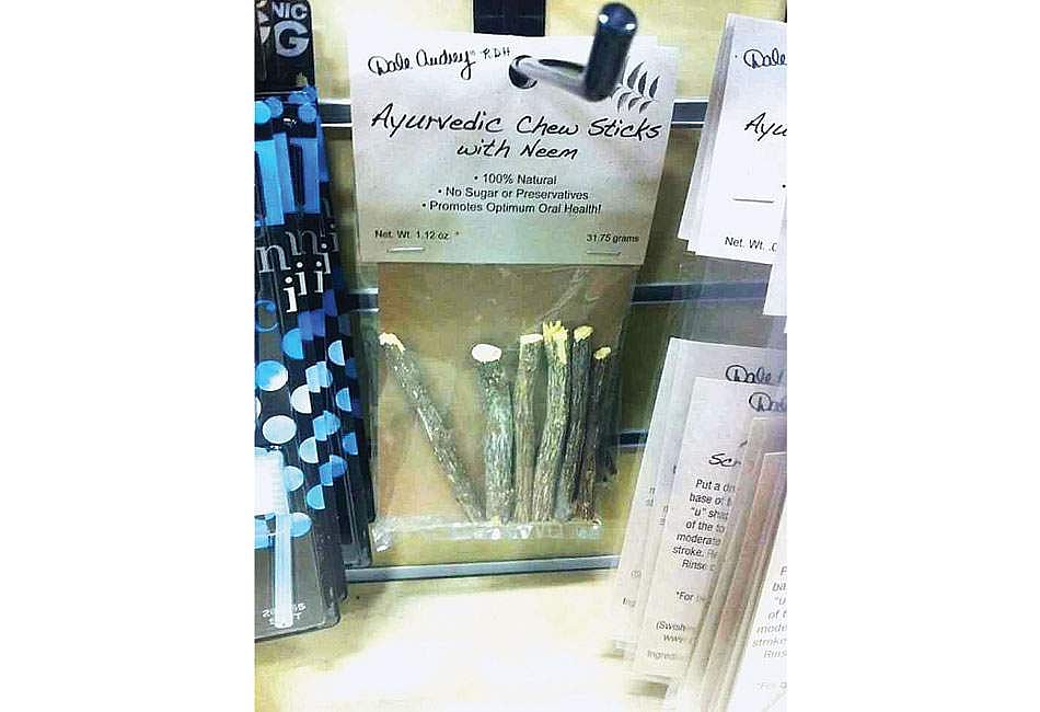 வேப்பங்குச்சிக்கு வந்த மவுசு!