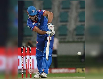6 ஓவர்களில் 65 ரன்கள்: தில்லிக்குப் பலனளித்த 'அதிரடி' மாற்றம்