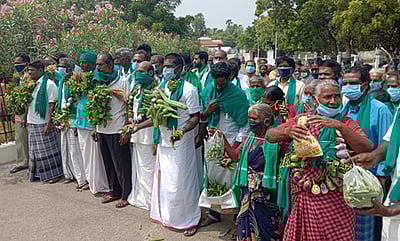 பரவையில் நிரந்தர காய்கனி சந்தை அமைக்கக் கோரிக்கை
