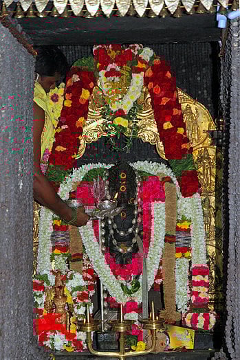 அதியமான்கோட்டையில் தேய்பிறை அஷ்டமி