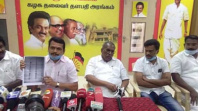 வாக்காளா் பட்டியலில் இருந்து திமுக ஆதரவாளா்களை நீக்க முயற்சி