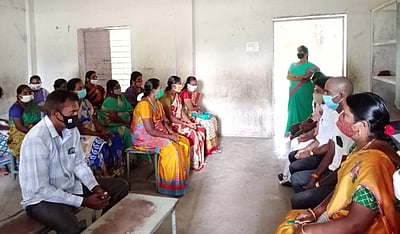 வாழப்பாடி பகுதியில் பள்ளிகள் கருத்துக் கேட்புக் கூட்டம்