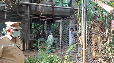 ஓமலூரில் மூடிக்கிடக்கும் இரும்புத் தொழிற்சாலையில் பல கோடி ரூபாய் பொருள்கள் கொள்ளை