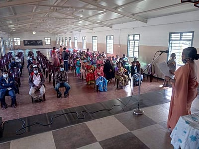 ஏற்காட்டில் பள்ளிகள் கருத்துக் கேட்புக் கூட்டம்