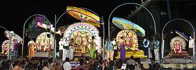 தீபத் திருவிழாவின் 10-ஆம் நாள்: பஞ்சமூா்த்திகள் வீதியுலா