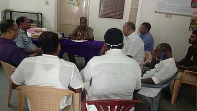 வியாபாரிகள் - போலீஸாா் கலந்துரையாடல் கூட்டம்