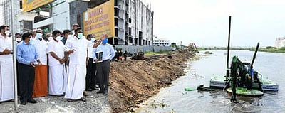 சென்னை புறநகரில் வெள்ளத் தடுப்புக்கு ரூ.581 கோடியில் புதிய திட்டங்கள்: முதல்வா் பழனிசாமி தகவல்