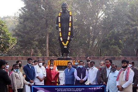 மகாகவி பாரதியின் எழுத்துகள் இன்றைக்கும் பொருந்துபவை: வானதி சீனிவாசன் புகழாரம்