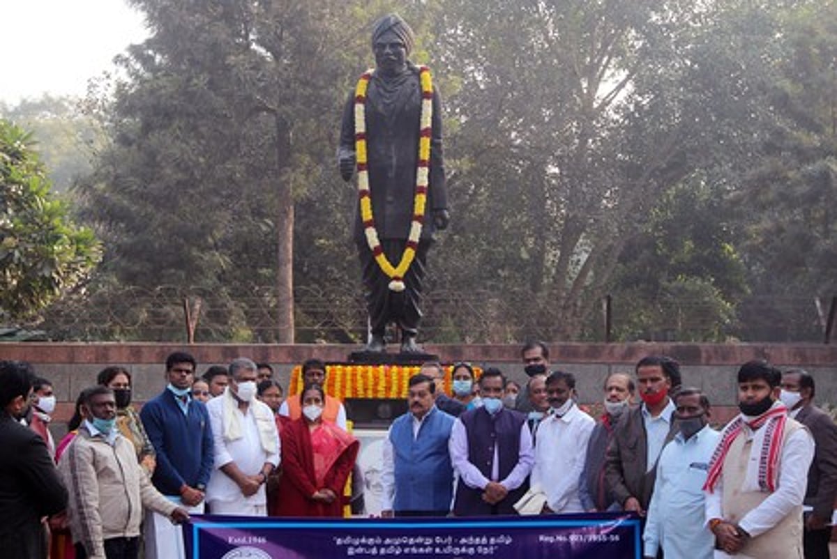 மகாகவி பாரதியின் எழுத்துகள் இன்றைக்கும் பொருந்துபவை: வானதி சீனிவாசன் புகழாரம்