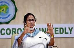 பாஜக ஆட்சி அமைப்பதை யாரும் விரும்பவில்லை: மேதினிப்பூரில் மமதா!