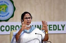 பாஜக ஆட்சி அமைப்பதை யாரும் விரும்பவில்லை: மேதினிப்பூரில் மமதா!