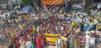 கம்பத்தில் வேளாளர் சங்கத்தினர் ஆர்ப்பாட்டம்