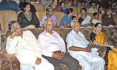 ரோஜா மலரே!- 68: எம்.ஜி.ஆர் சொன்ன வார்த்தையால் கோபம்! - குமாரி சச்சு