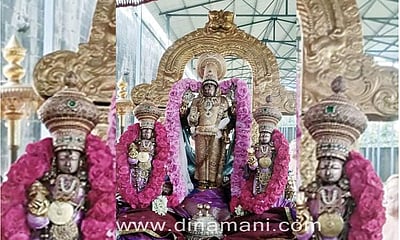 காஞ்சிபுரம் வரதராஜப் பெருமாள் கோயிலில் ரத்ன அங்கி சேவைக் காட்சி