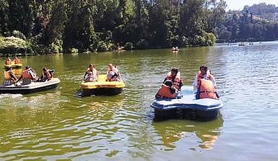 நீலகிரிக்கு சுற்றுலாப் பயணிகள் வருகை அதிகரிப்பு