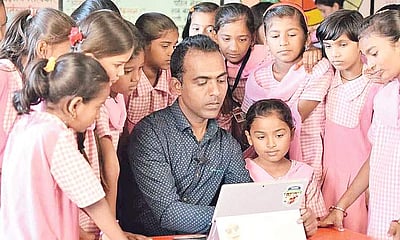 கல்விக்காகத் தொழில்நுட்பங்கள்... சர்வதேச சிறந்த ஆசிரியர் விருது!