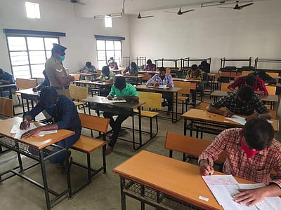 இரண்டாம் நிலை காவலர் தேர்வு: நாமக்கல் மாவட்டத்தில் 8,538 பேர் எழுதினர்