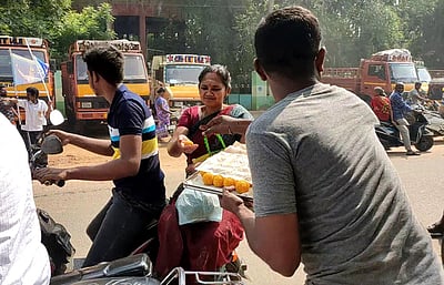 சங்கரன்கோவிலில் நடிகா் ரஜினிகாந்த் பிறந்தநாள்