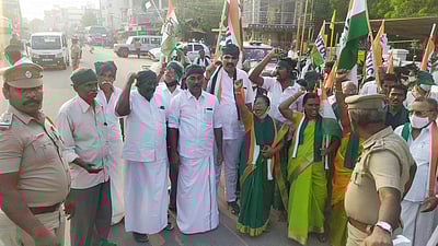 ஏா்க்கலப்பை பேரணி:காங்கிரஸ் கட்சியினா் 36 போ் கைது