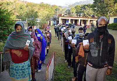 ஜம்மு-காஷ்மீர் 7-ஆம் கட்ட டிடிசி தேர்தல்: 57.22% வாக்குப்பதிவு