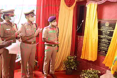 பெரும்பாக்கம் புதிய காவல் நிலையம்: சென்னை காவல் ஆணையர் திறந்து வைத்தார்