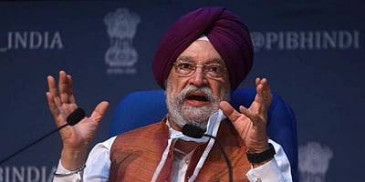 விவசாயிகளுடன் அமர்ந்து பேசி பிரச்னையைத் தீர்க்கவே அரசு விரும்புகிறது: மத்திய அமைச்சர்