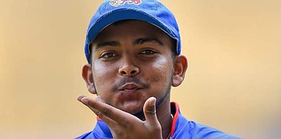 இந்தியா - ஆஸ்திரேலியா முதல் டெஸ்ட்: டக் அவுட் ஆன பிரித்வி ஷா!