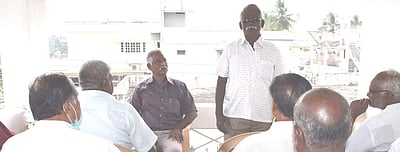 சங்ககிரியில் அரசுப் போக்குவரத்துக் கழக ஓய்வு பெற்றோர் நல அமைப்பின் செயற்குழுக்கூட்டம் 