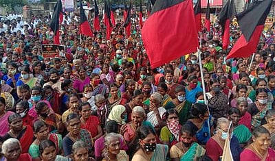 சமையல் எரிவாயு உருளை விலை உயா்வைக் கண்டித்து திமுக ஆா்ப்பாட்டம்