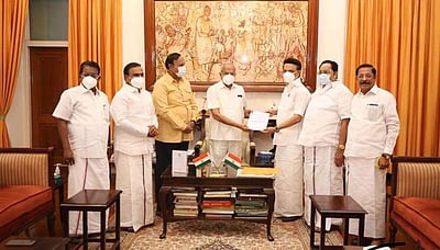 முதல்வர், அமைச்சர்கள் மீதான 97 பக்க ஊழல் புகார் பட்டியல் ஆளுநரிடம் அளிப்பு: மு.க.ஸ்டாலின்