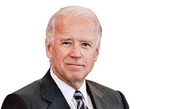 கரோனா தடுப்பூசி  செலுத்திக் கொண்டார் ஜோ பைடன்