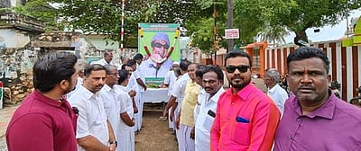 கடையநல்லூரில் எம்ஜிஆர் நினைவு தினம் அனுசரிப்பு